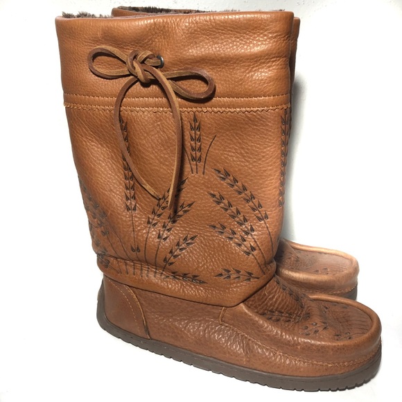 Muk Luks Shoes - Manitobah Mukluks Brown Leather Mid Gatherer Boots